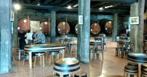 Visita las bodegas de Oporto con cata de vino incluida