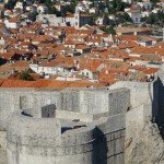 Visite as muralhas de Dubrovnik