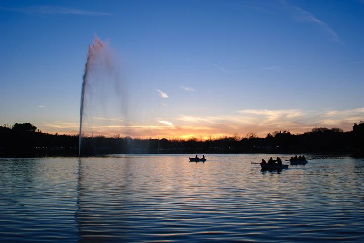 Озеро Каса-де-Кампо в Мадриде