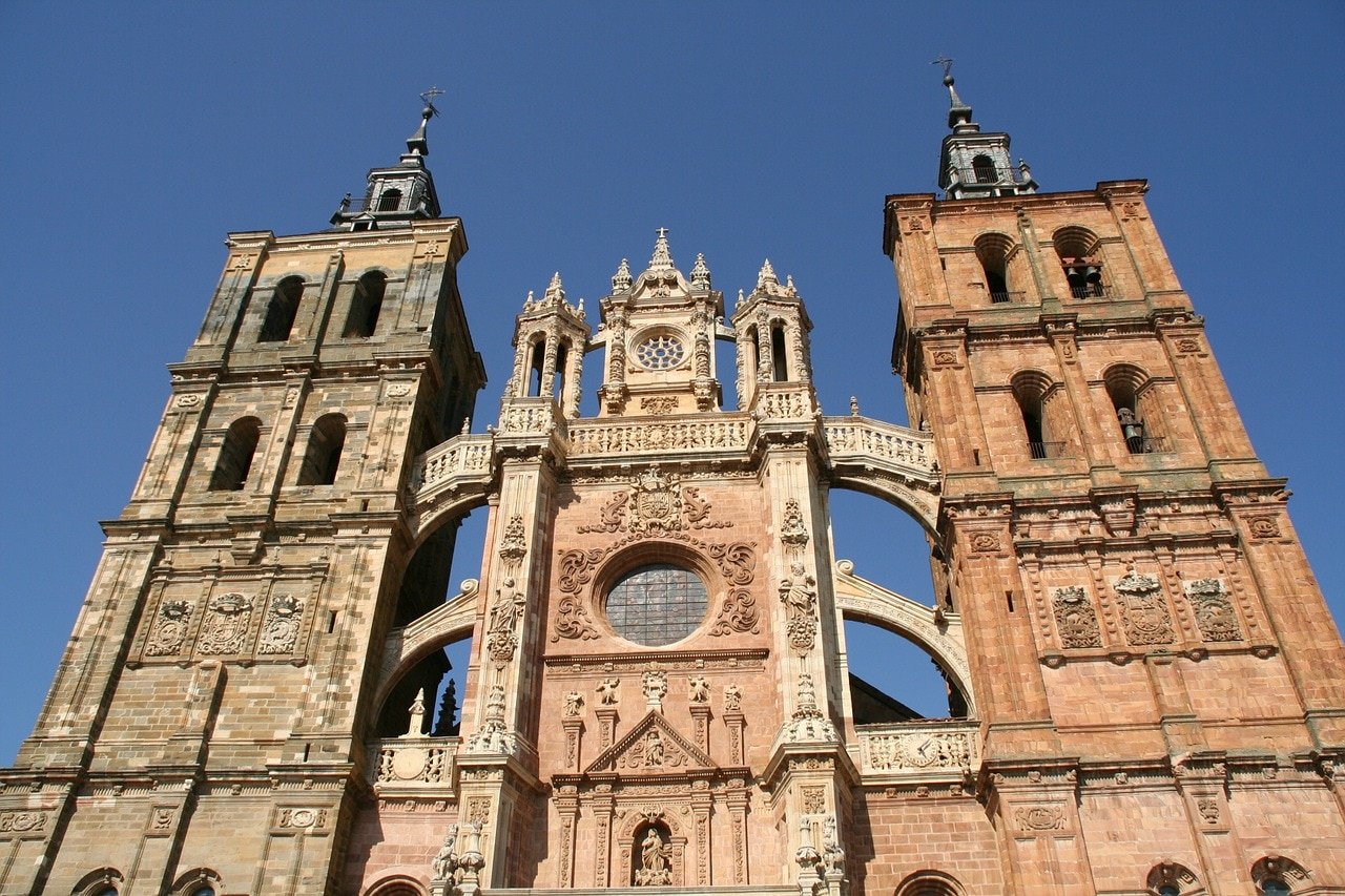 Fachada de la catedral de Astorga